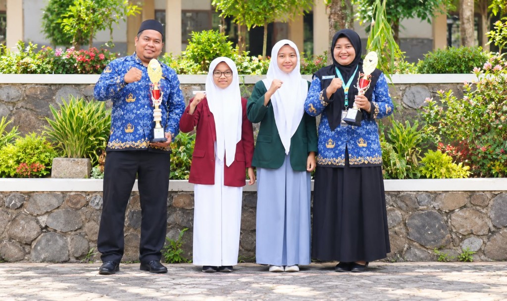 Dua Santri Pondok Pesantren 'Aasyiqul Qur'an Bandungan Lolos ke Provinsi di Ajang Olimpiade Madrasah Indonesia (OMI) 2026